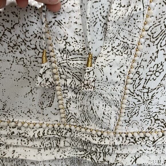 Saylor | Revolve White & Green Tiered Ruffle Peasant Gauze Top Medium Boho EUC - Picture 4 of 8